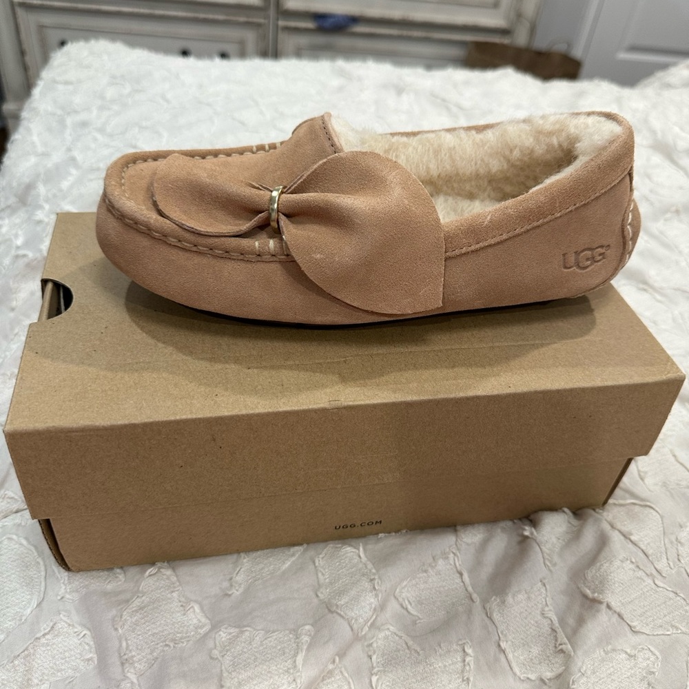 New ugg slippers